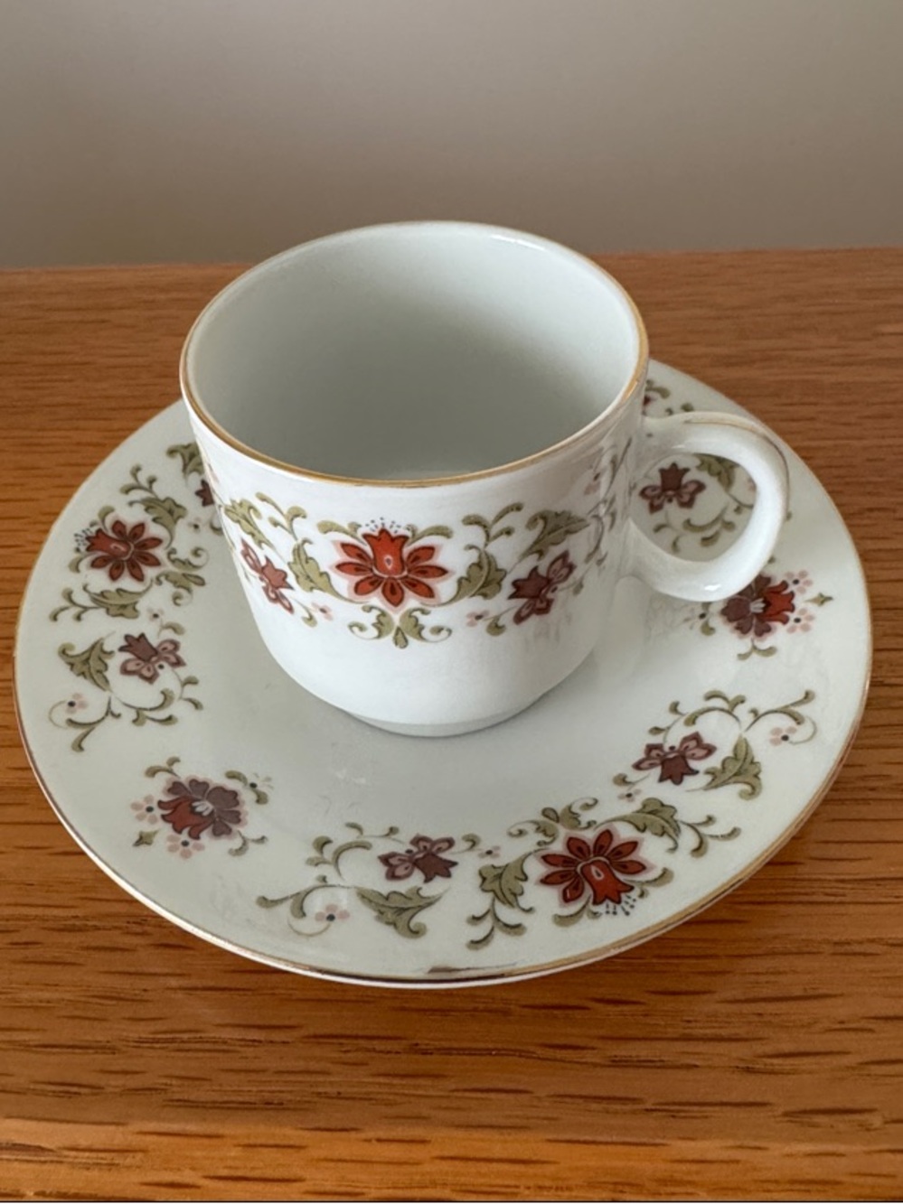 Fine Porcelain Tea Service - Picture 4 of 6